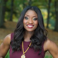 Lola Ogunnaike: Contributing Writer for Byrdie